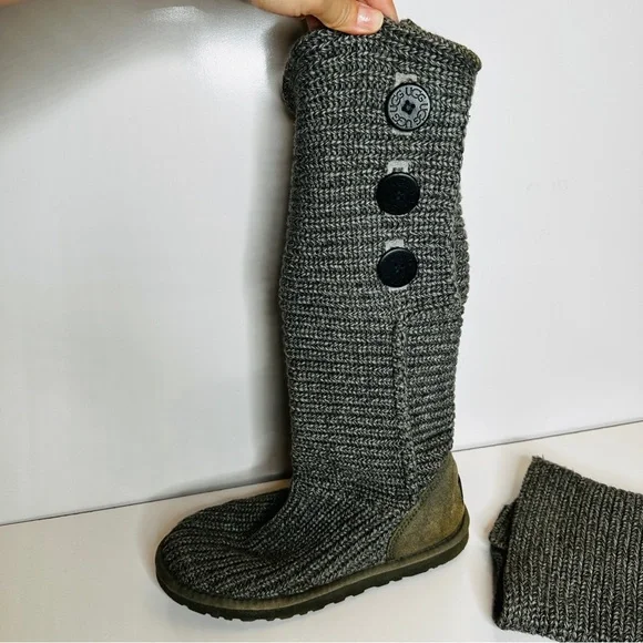UGG Australia Cardy Classic 2 Button Knit Tall Sweater Boots 5819 Gray Women's 9 - Picture 2 of 12